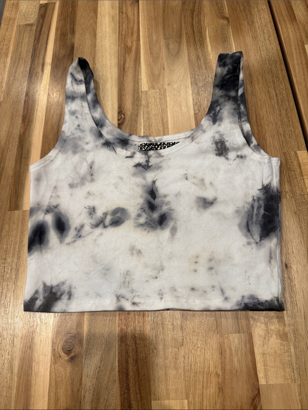 Groceries Apparel- Tie-Dye Scoop Crop Tank Top - Gray & White